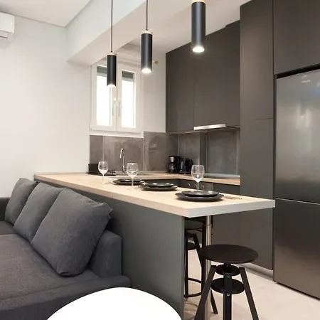 Athenian Comfort 1 Bd Retreat Next To Panormou Athens