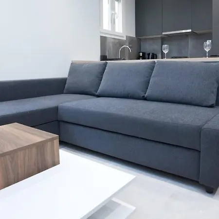 Athenian Comfort 1 Bd Retreat Next To Panormou *